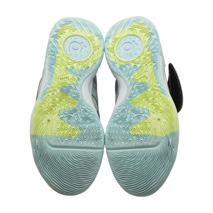 KD Trey 5 X Mid-Top Athletic Shoes