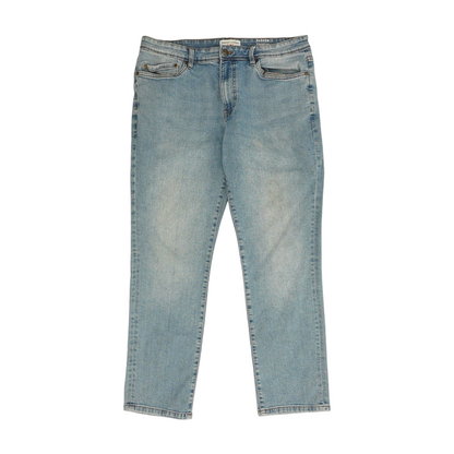 Straight Jeans
