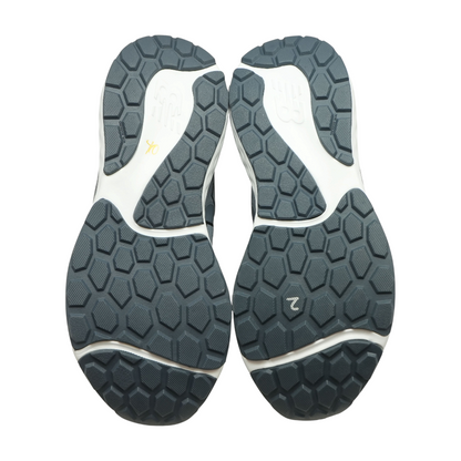 520 Low-Top Athletic Shoes