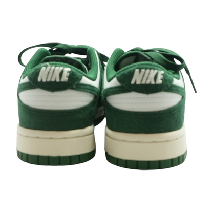 Dunk Low Athletic Shoes