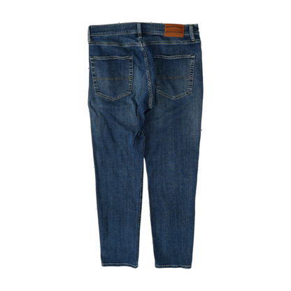 Athletic Jeans