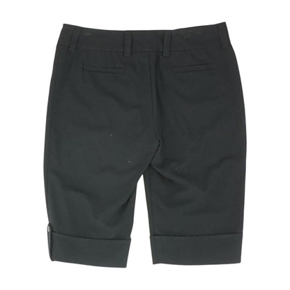 Black Solid Capri Pants