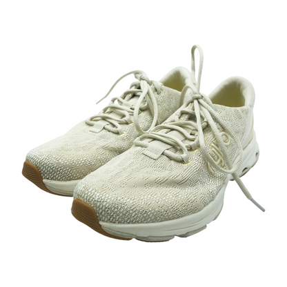 Devotion X Low-Top Athletic Shoes