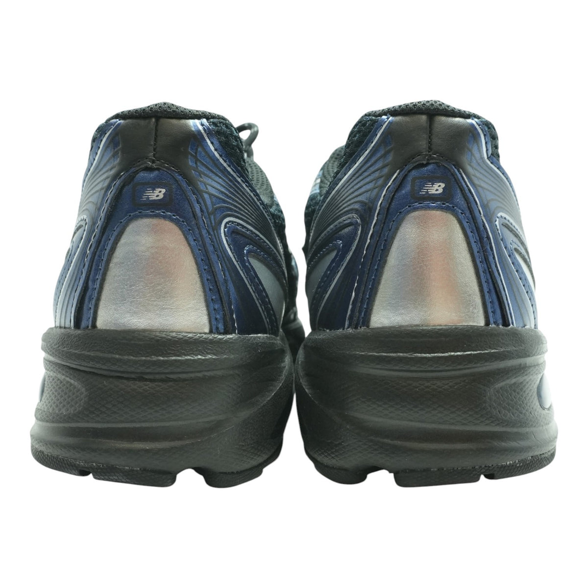 740 Low-Top Athletic Shoes