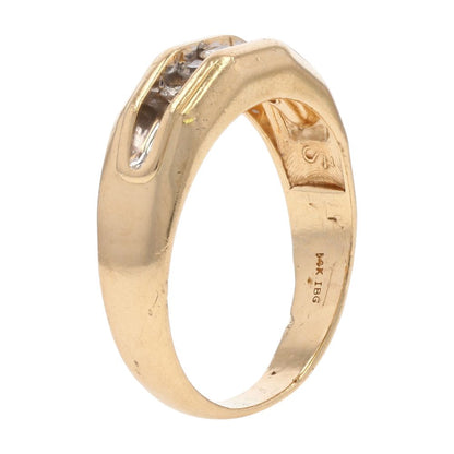 1/5 Ct 14K Gold Tapered Round Diamond Band