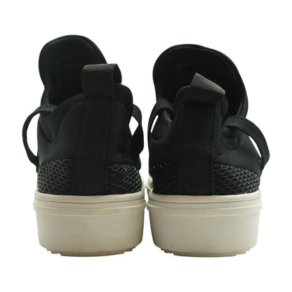 Black Low Top Athletic Shoes