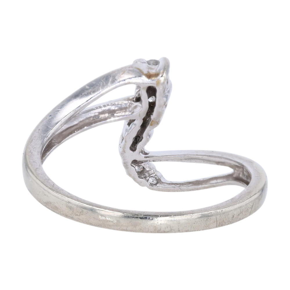 1/10 ctw 10K White Gold Diamond Fashion Ring