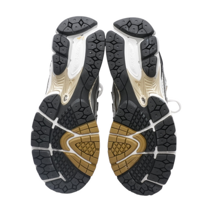 1906R Low-Top Athletic Shoes