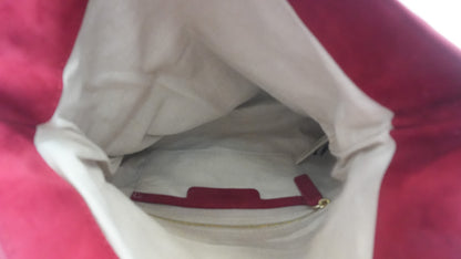 Red Clutch
