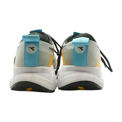 Gray Low-Top Athletic Shoes