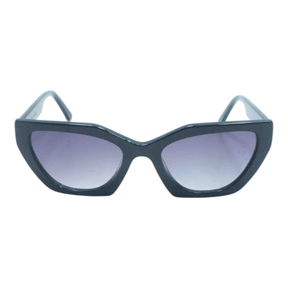Black 2404 Cat Eye Sunglasses
