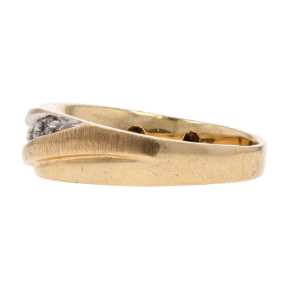 1/4 Ct 10K Gold Diagonal Set Round Diamond Band