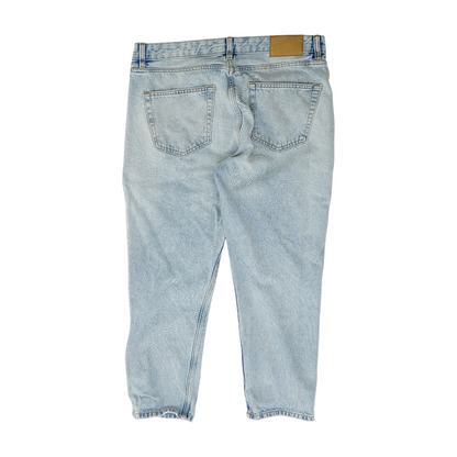 Straight Jeans