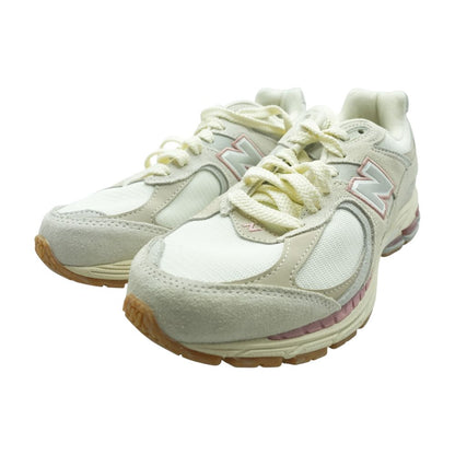 2002R Gray Low Top Athletic Shoes