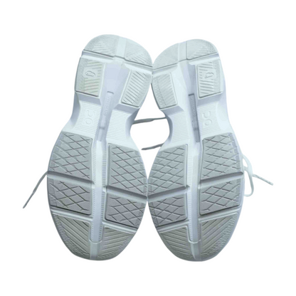 Cloudpulse Low-Top Athletic Shoes