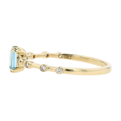 3/8 ctw 10K Yellow Gold Blue Topaz Fashion Ring