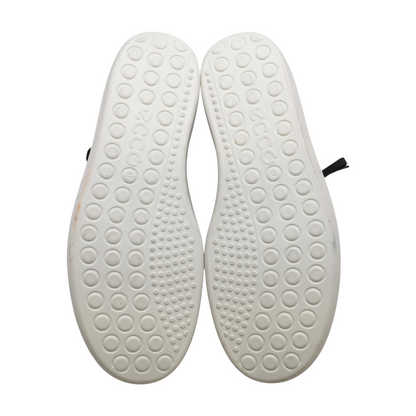 Soft 7 Sneaker Low-Top Athletic Shoes