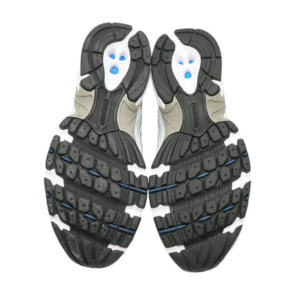 530 White Low Top Athletic Shoes