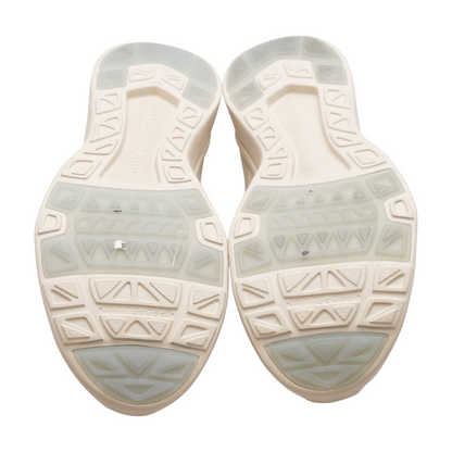 Techloom Bliss Slip-On Athletic Shoes