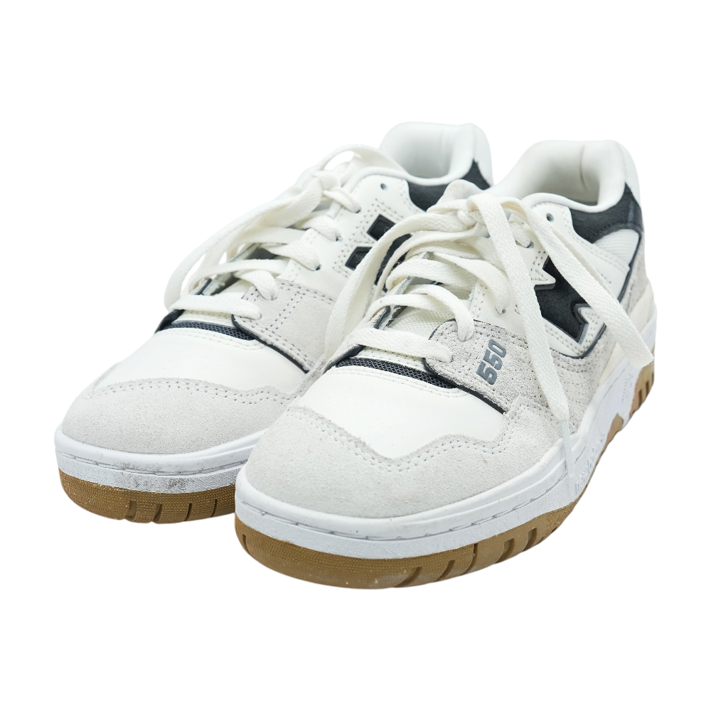 550 Low-Top Athletic Shoes