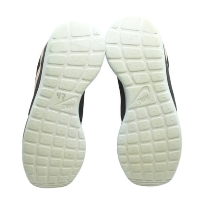 Roshie One Beige Low Top Athletic Shoes