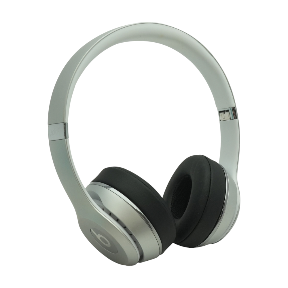 Silver Solo 3 Wireless Headphones With Black Earpads