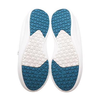 Weekend Classic Low-Top Athletic Shoes