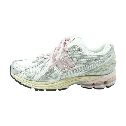 1906R Low-Top Athletic Shoes