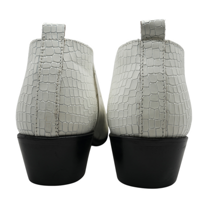 White Fashion Boots