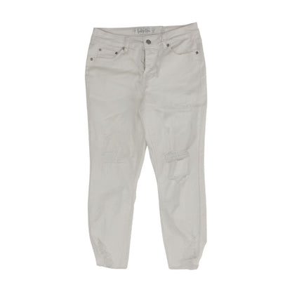 White Solid Mid Rise Jeans