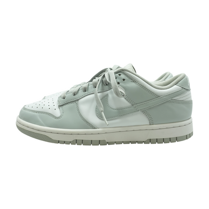 Dunk Low Low-Top Athletic Shoes
