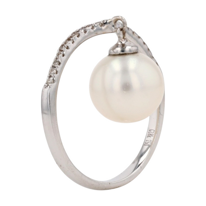 18K White Gold Diamond Fashion Ring
