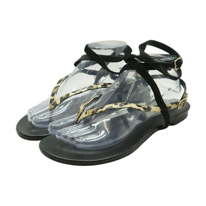 Black Flat Sandals
