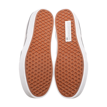 Brooklyn Low-Top Athletic Shoes