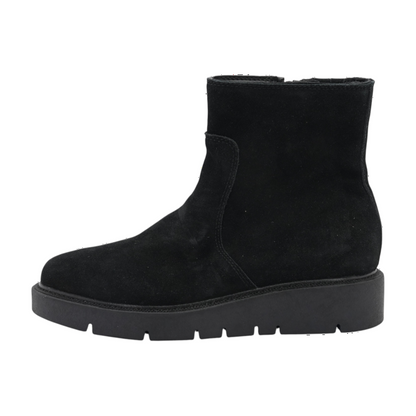 Blondo Black Ankle Boots – Image 1