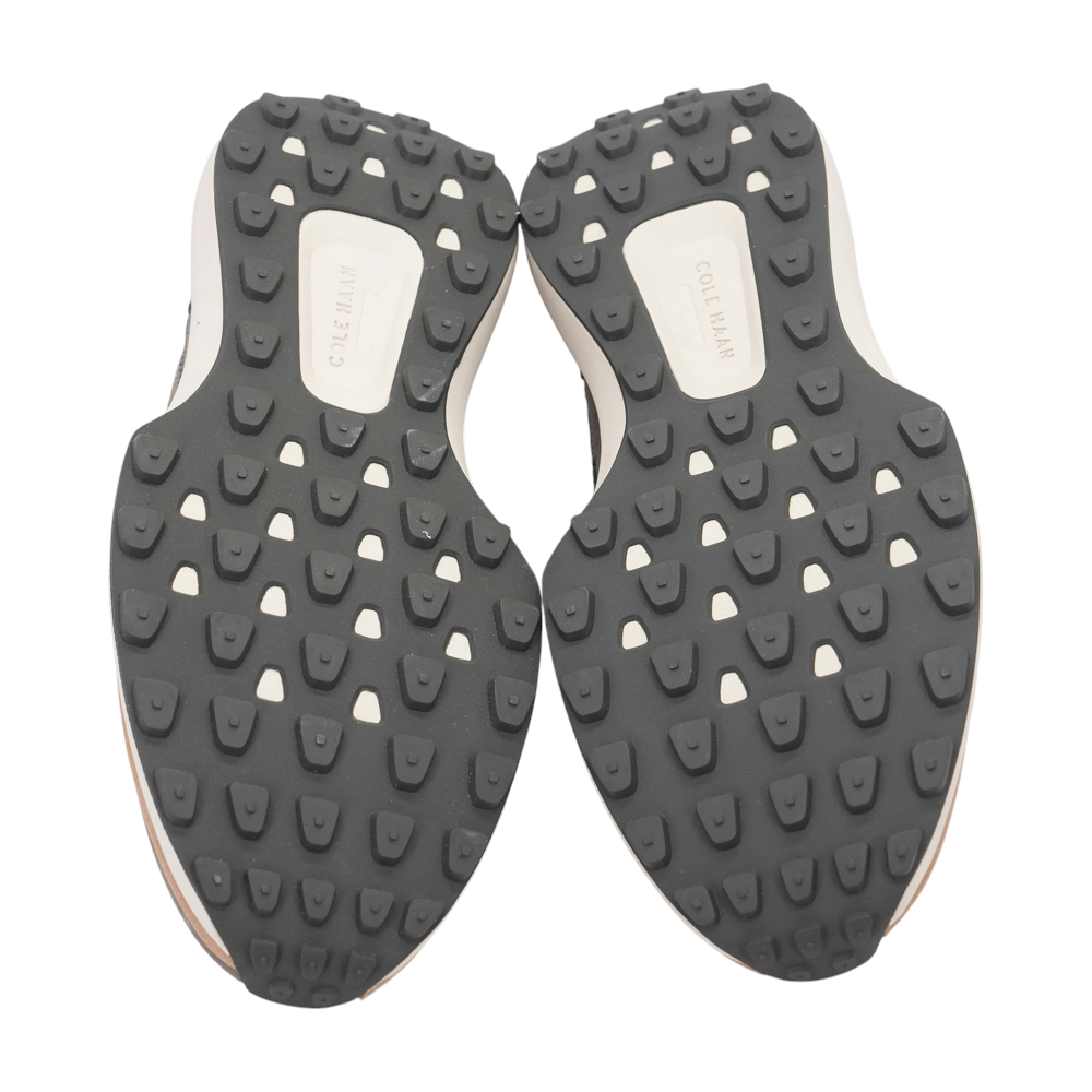 Gray Low-Top Athletic Shoes