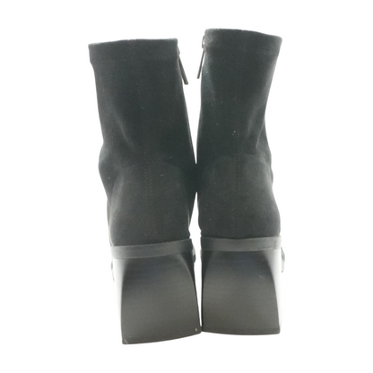 Black Winter Boots