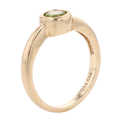 10K Yellow Gold Peridot Fashion Ring