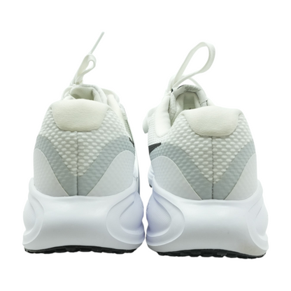 Revolution Low-Top Athletic Shoes