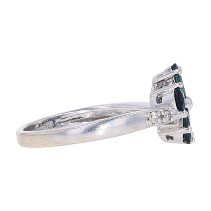 14K White Gold Blue Stone Fashion Ring