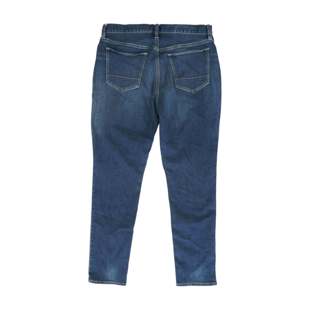Athletic Jeans