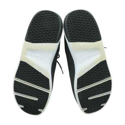 Gray Low-Top Athletic Shoes