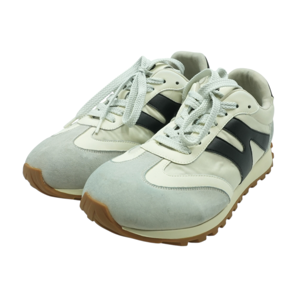 Gray Low-Top Athletic Shoes