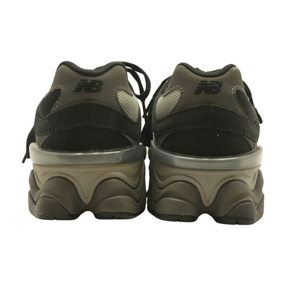 9060 Black Athletic Shoes