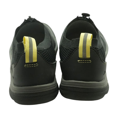 Black Low Top Athletic Shoes