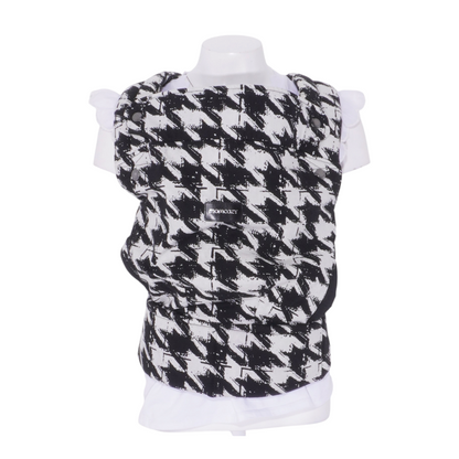 Black Houndstooth Infant Carrier