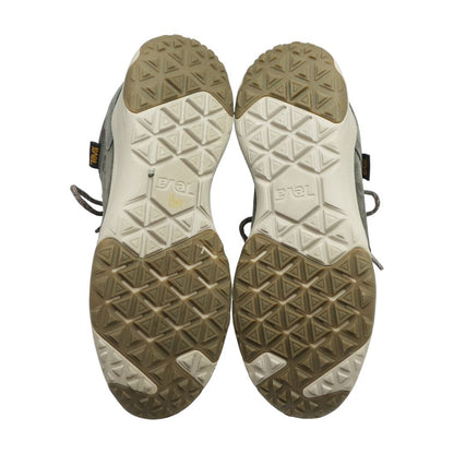 Gray Low Top Athletic Shoes