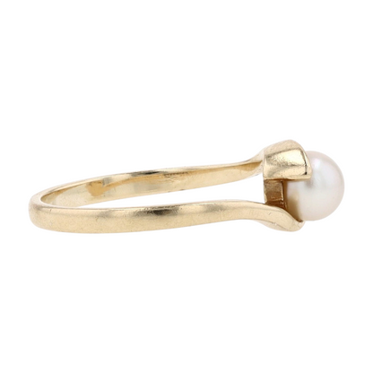 9K Yellow Gold Cultured Pearl Fashion Ring