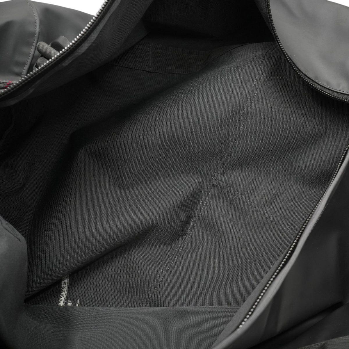 Ydalir 80L Duffle Bag in Raven