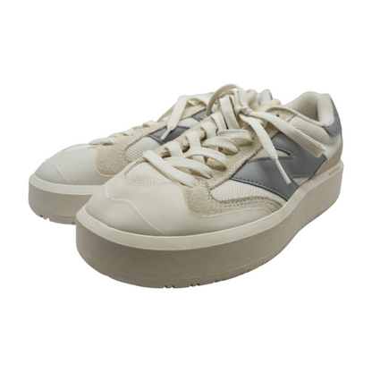 CT302 Low-Top Athletic Shoes